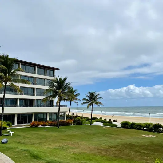 Descubra o Praia Hotel