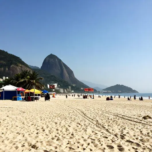Descubra a Praia Central